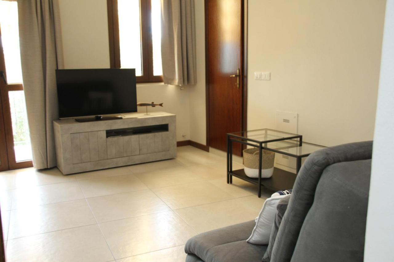 La Dimora Dei Pescatori Monteisola Apartment Monte Isola Exterior photo